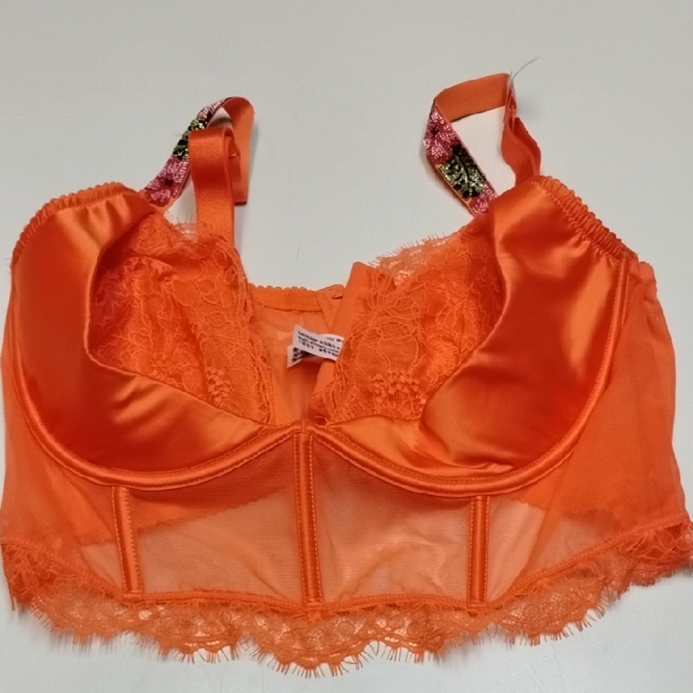 Victoria's Secret Fiery Orange Lace Bra 38dd